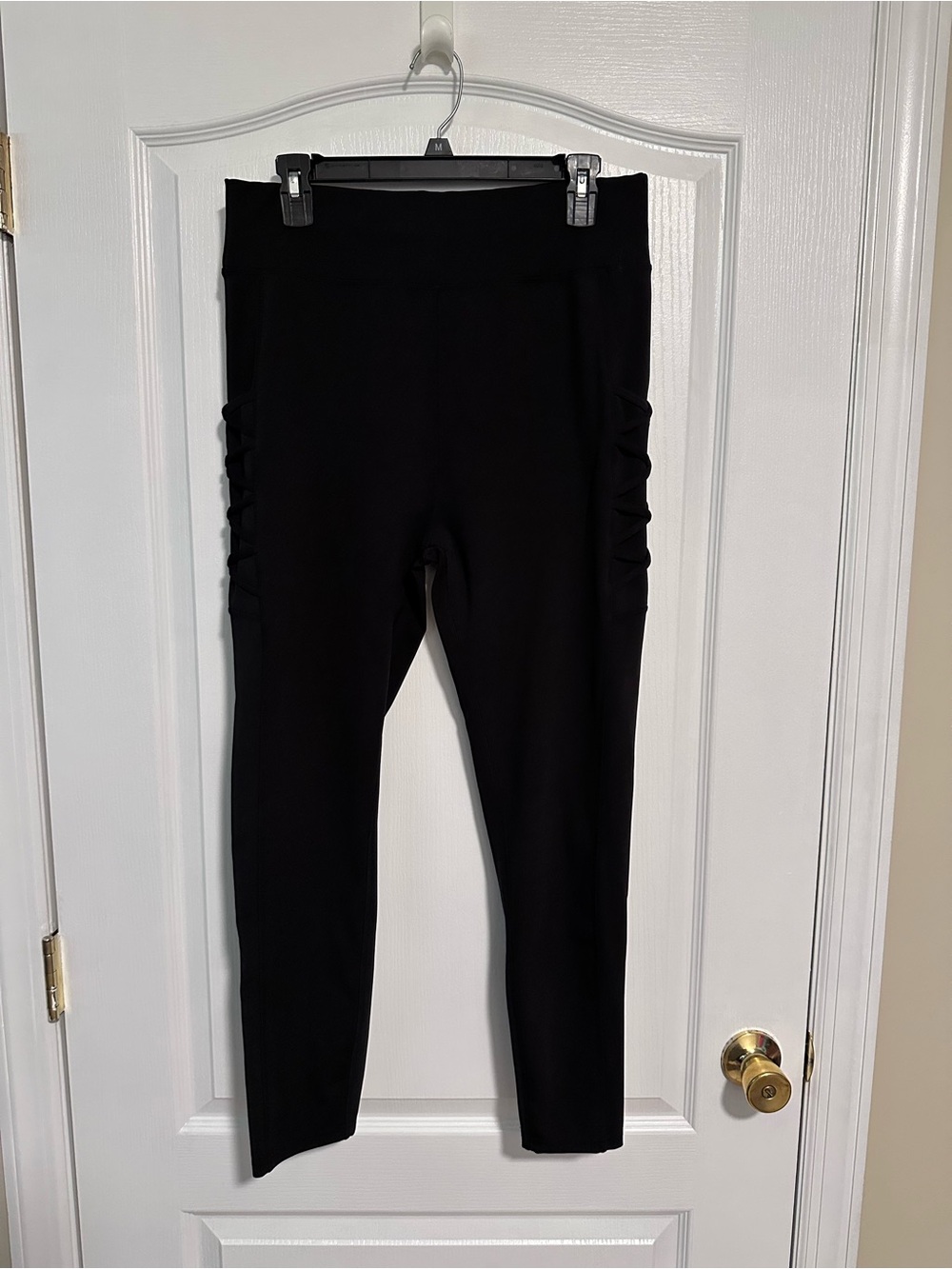 POP Fit 2XL Black Leggings Crisscross Pocket Detail Stretch Activewear
